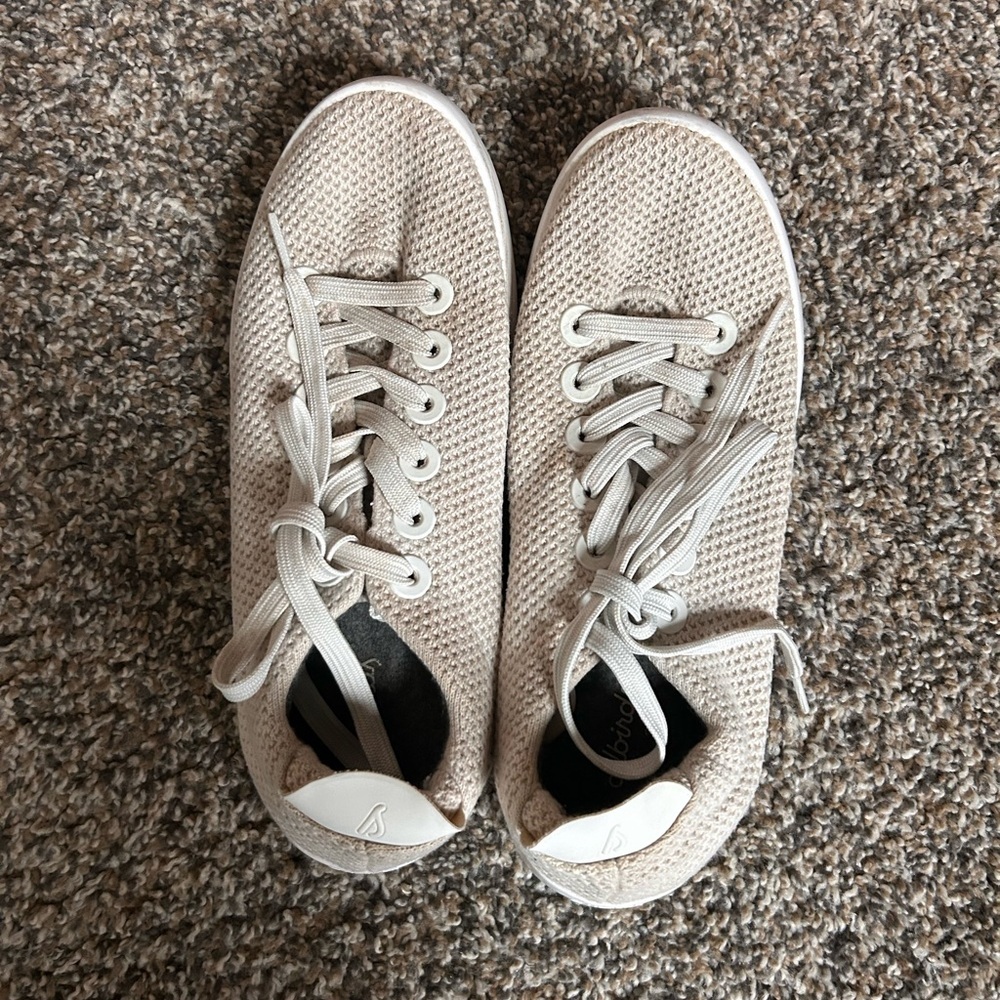 Allbirds Tree Pipers Women's Knit Sneakers Lace-Up Moonrise Off-White, Size 9